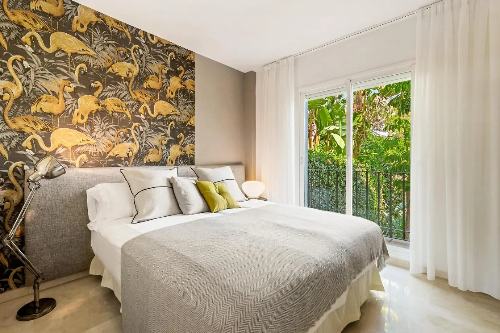 Beautiful Apartment With Amazing Sea And Mountain Views In La Quinta Marbella Benahavis 0*,