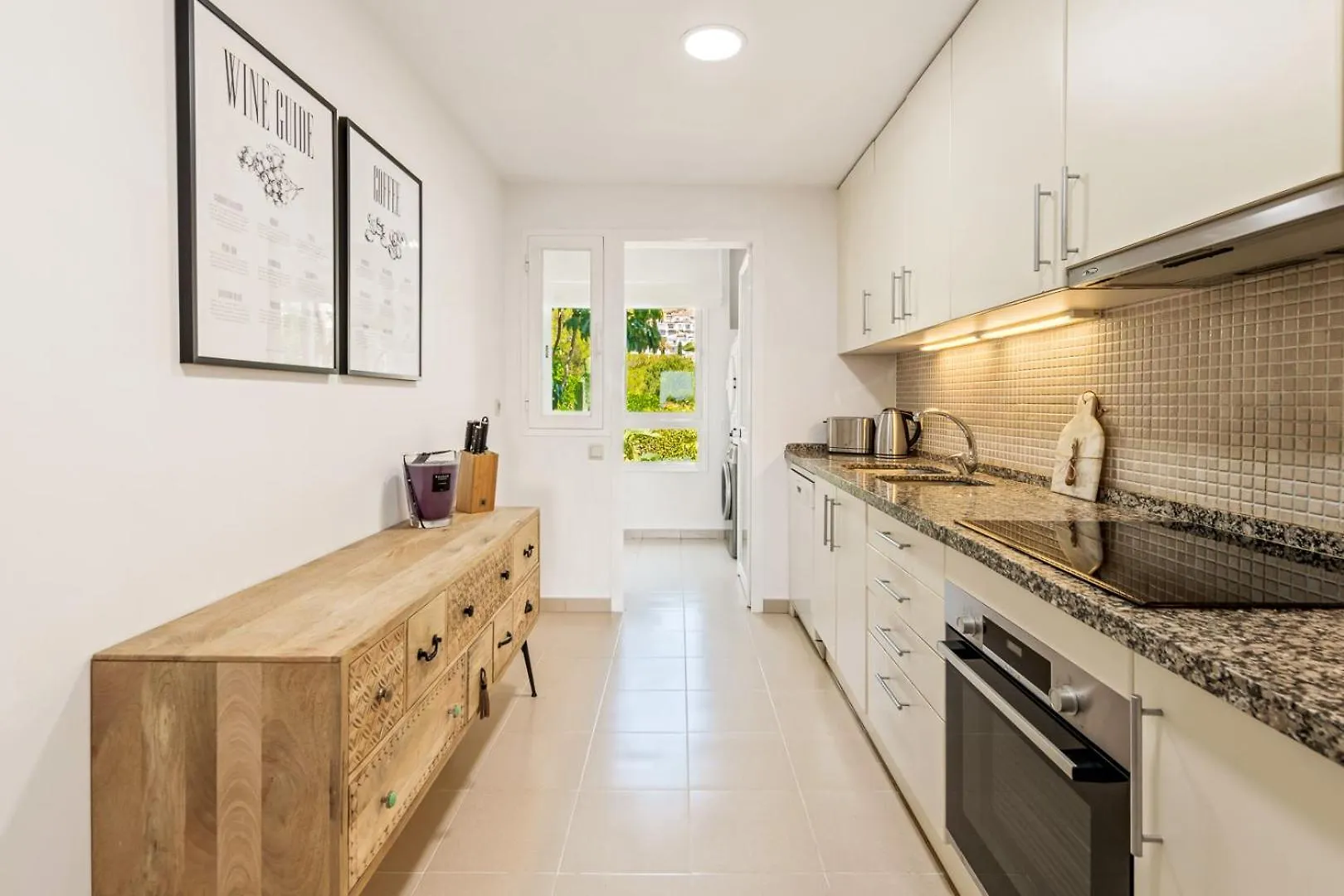 Beautiful Apartment With Amazing Sea And Mountain Views In La Quinta Marbella Benahavis